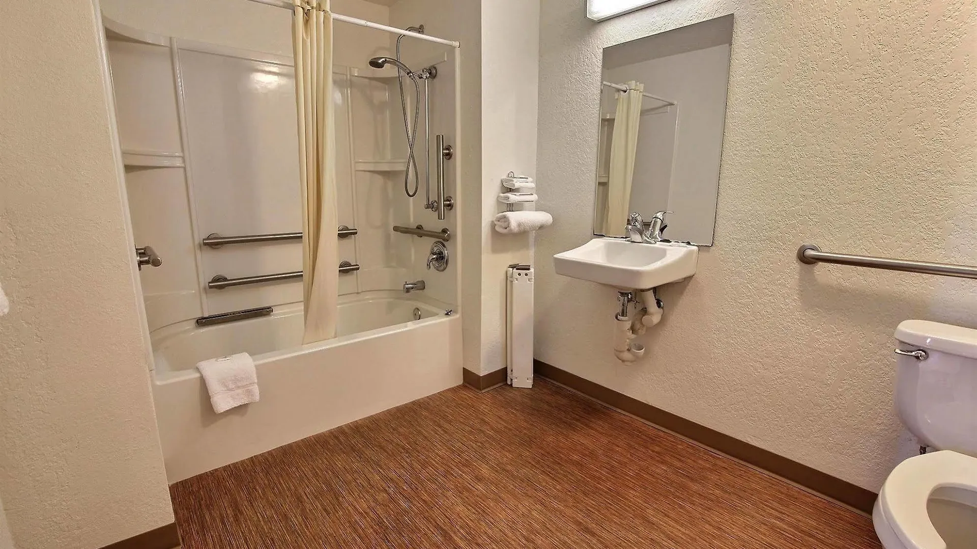 Motel 6-Newport News, Va