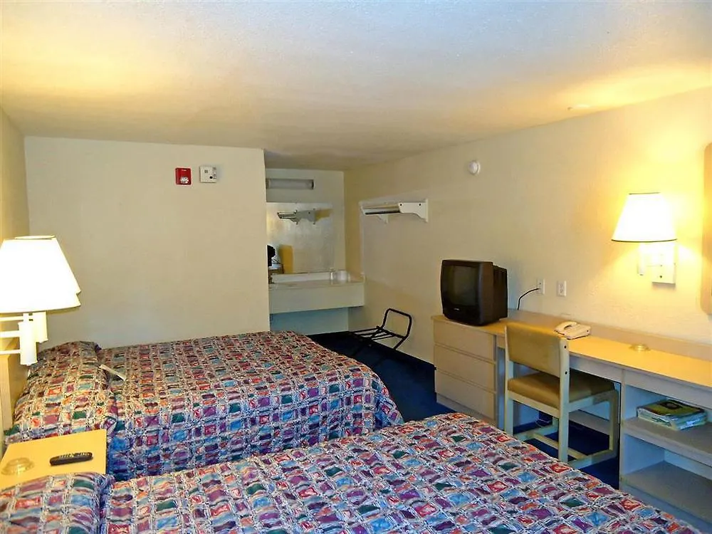 Motel 6-Newport News, Va