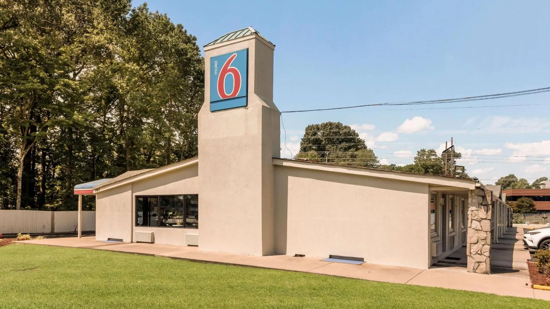 Motel 6-Newport News, Va contacts