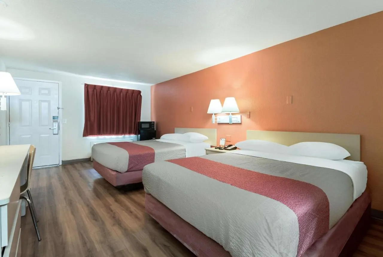 Motel 6-Newport News, Va